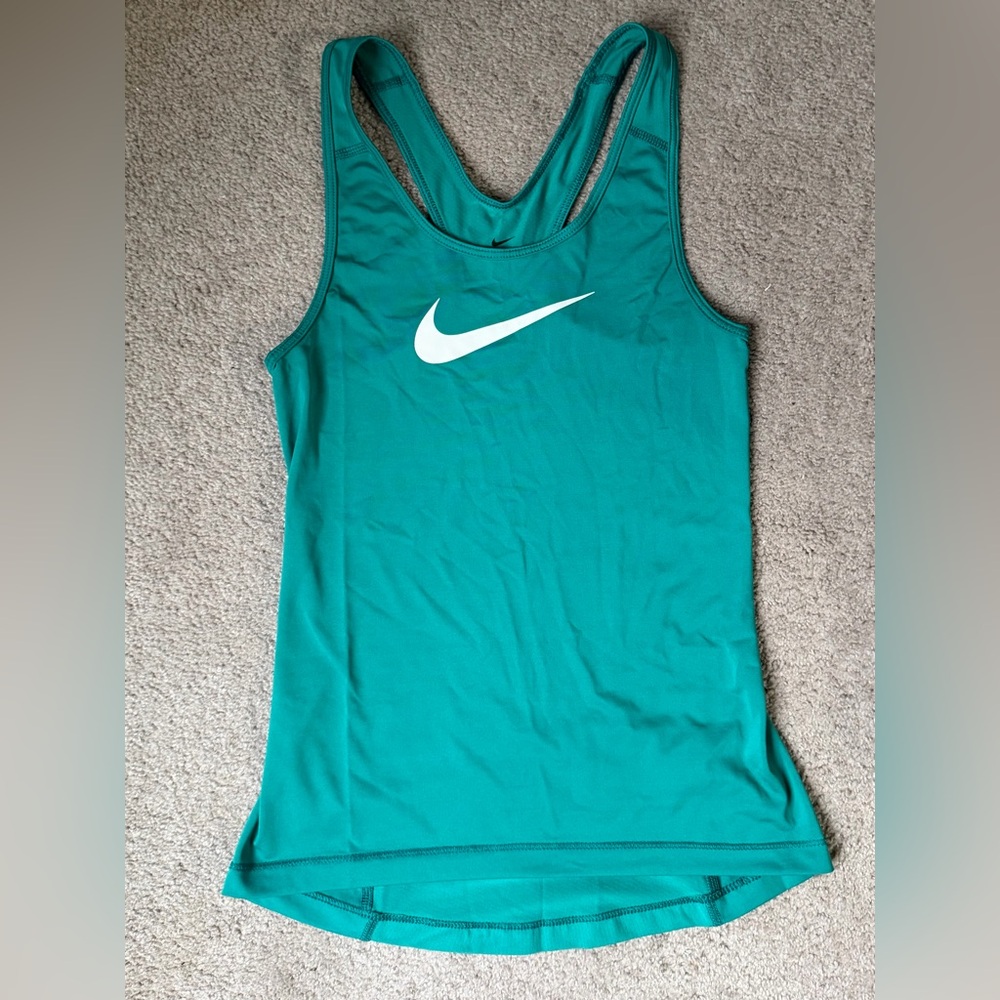 Nike Women's Aqua Racerback Dri Fit Tank Top. XS